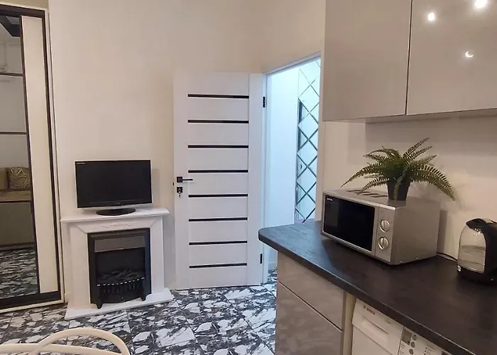 1 Bedroom On B. Khmelnytskogho - Centre Apartamento *