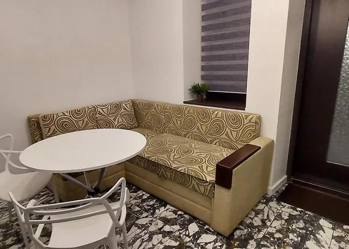 1 Bedroom On B. Khmelnytskogho - Centre * Leópolis