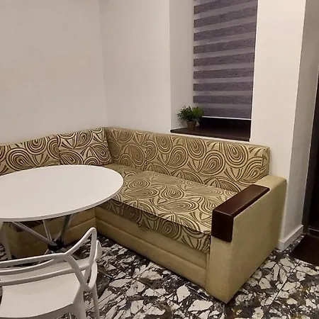 1 Bedroom On B. Khmelnytskogho - Centre * Lvov